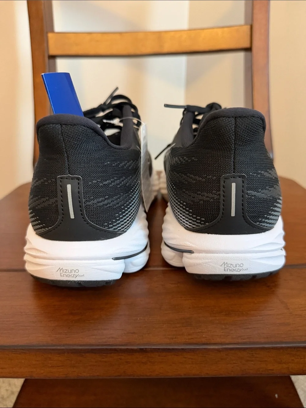 Mizuno Black Running Shoes with White Midsole